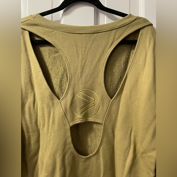 Savvi Malia Sweatshirt in Fennel Seed NWOT - Picture 4 of 7